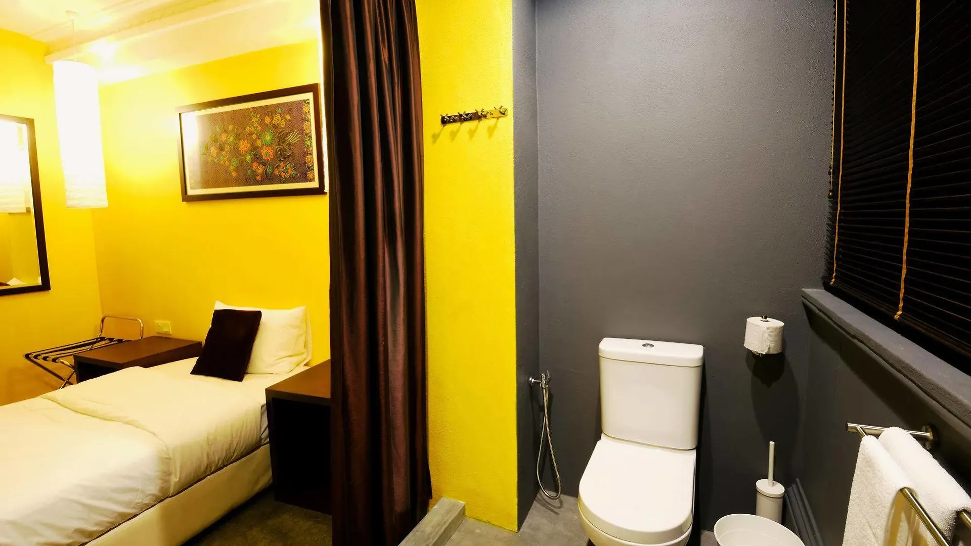 Chulia Court The Tavern Hotel Georgetown Guest house George Town